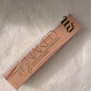 Urban Decay Stay Naked weightless liquid foundation